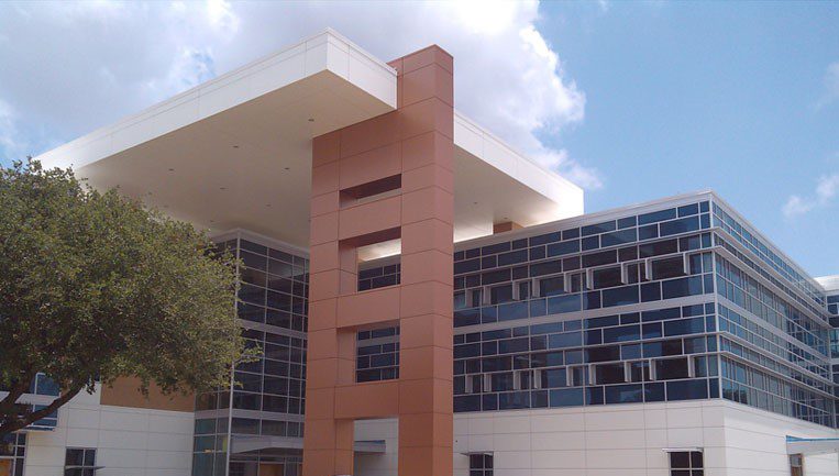 ALPOLIC MCM clads college building.