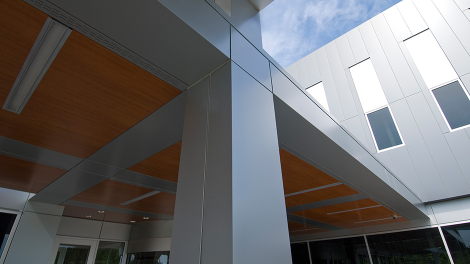 Close up of front entrance of Zion Crossroads Health Clinic in Virginia featuring ALPOLIC MCM