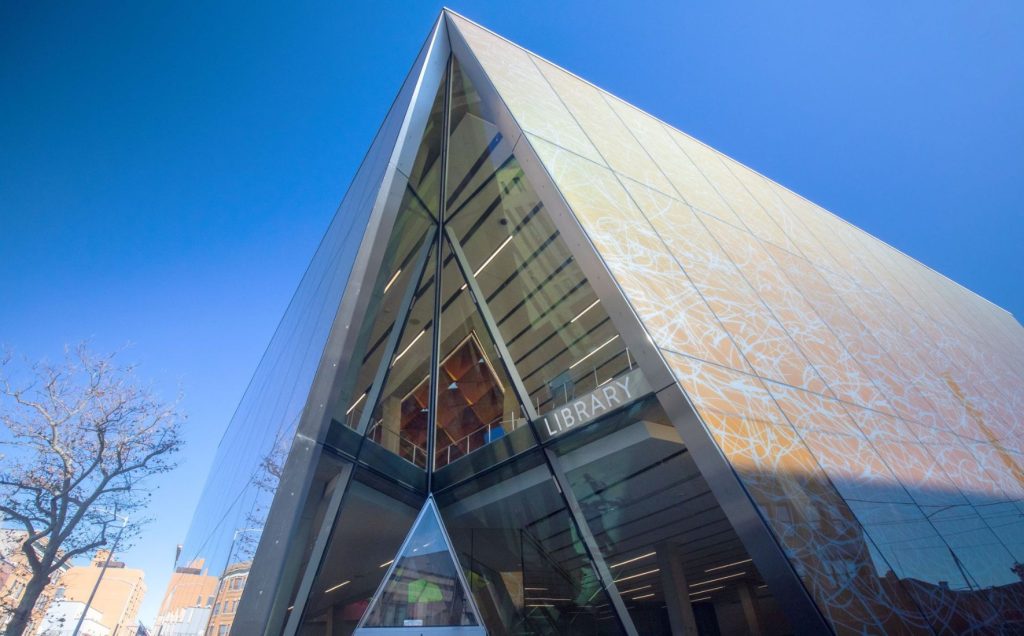 Exterior of Queens Library at Far Rockaway